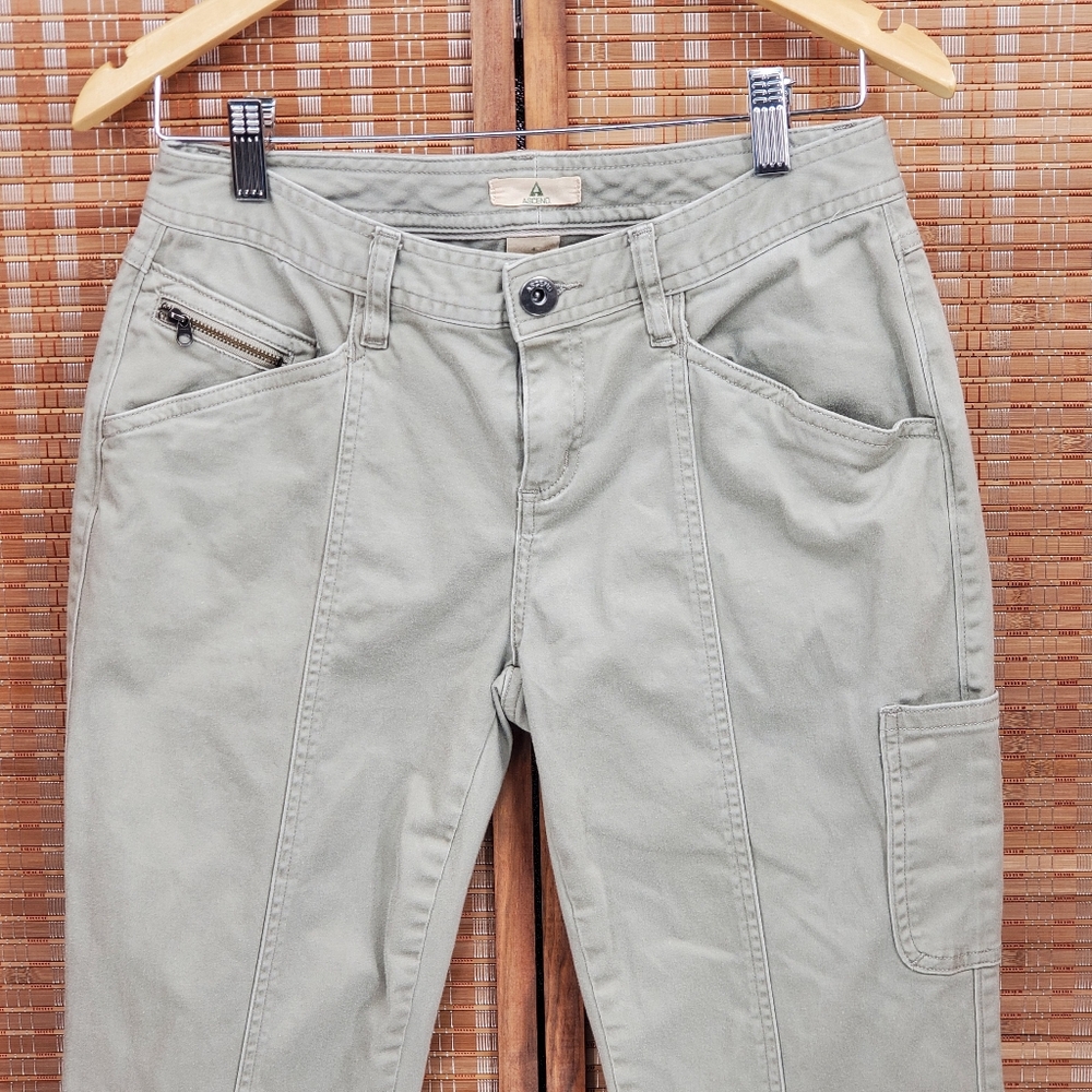 ♧ Ascend Light Khaki Green Outdoor Pants Size 4 - Picture 2 of 8